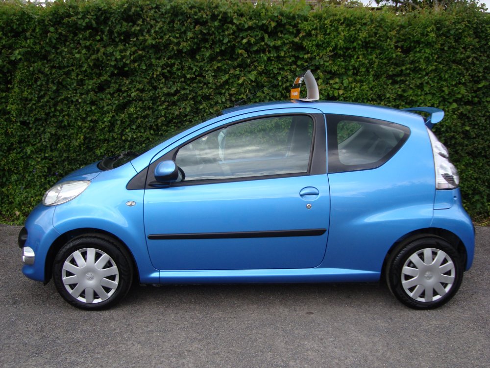 Peugeot 107 URBAN 1.0 3 DOOR