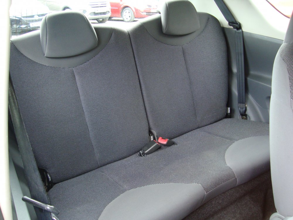 Peugeot 107 URBAN 1.0 3 DOOR