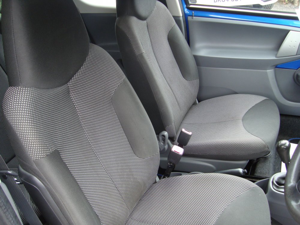 Toyota AYGO BLUE 1.0 3 DOOR