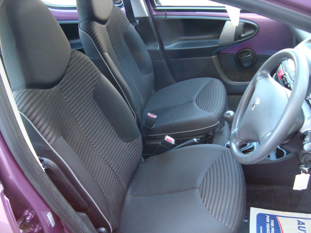 Peugeot 107 ACTIVE 1.0 5 DOOR