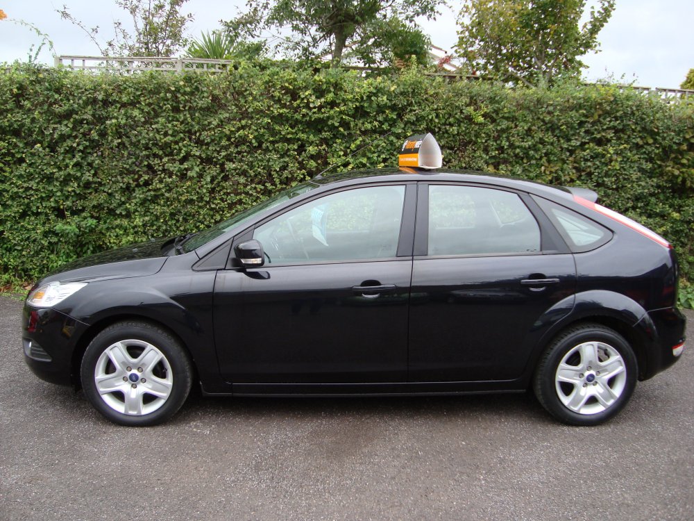 Ford FOCUS STYLE 100 AUTO 1.6  5 DOOR