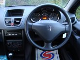 Peugeot 207 XE 1.4 8V 5 DOOR