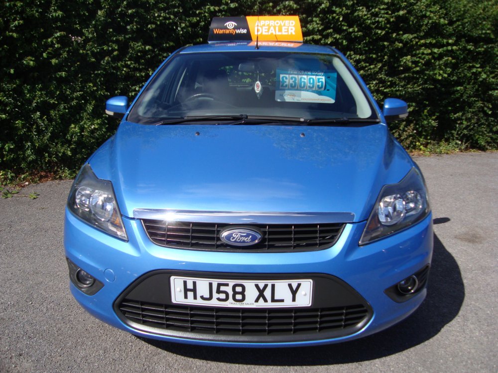 Ford FOCUS ZETEC (100)  1.6  5 DOOR