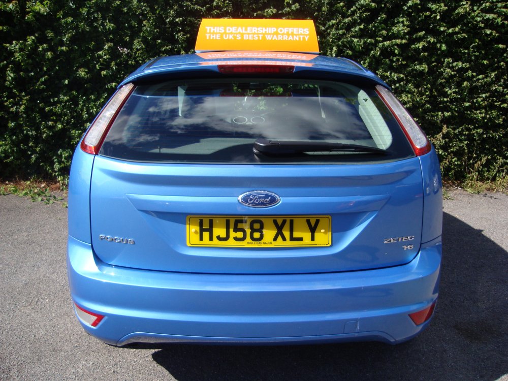 Ford FOCUS ZETEC (100)  1.6  5 DOOR