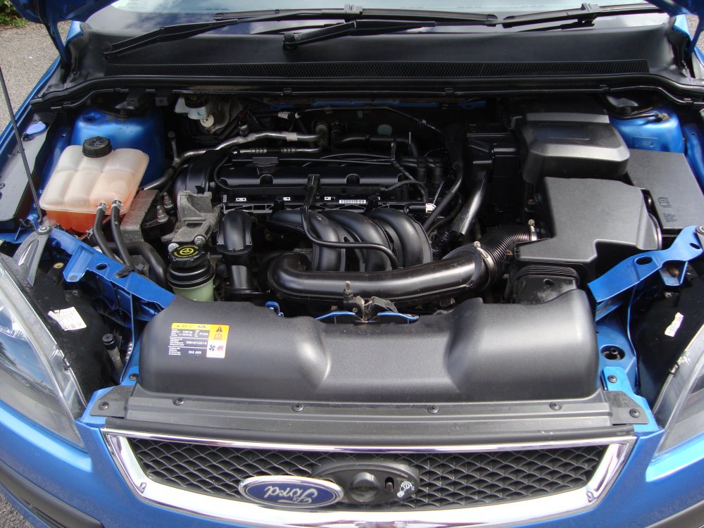 Ford FOCUS ZETEC CLIMATE 1.6  5 DOOR