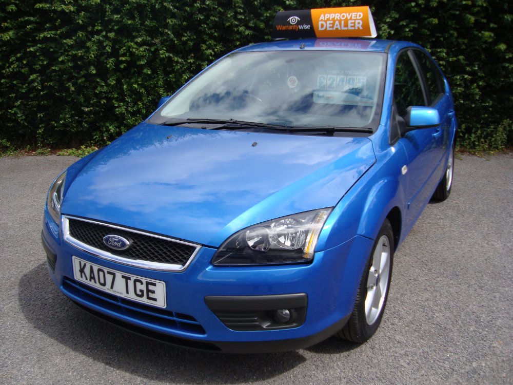 Ford FOCUS ZETEC CLIMATE 1.6  5 DOOR