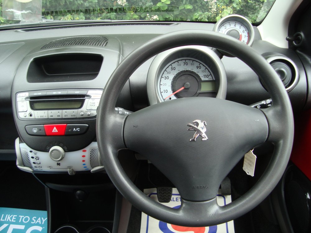 Peugeot 107 ACTIVE 1.0 5 DOOR