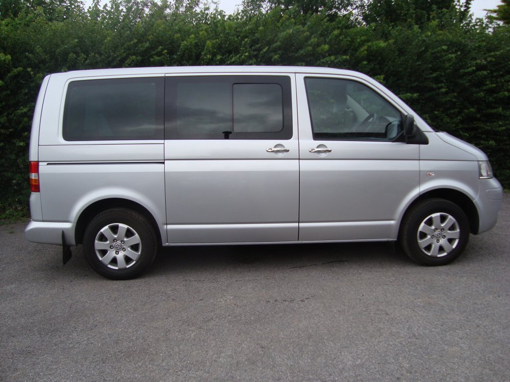 Volkswagen TRANSPORTER SHUTTLE SE 130 SWB