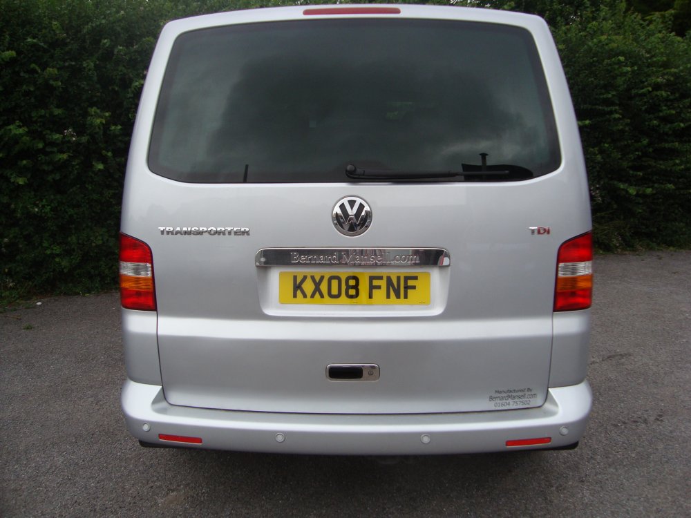 Volkswagen TRANSPORTER SHUTTLE SE 130 SWB