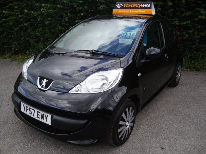 Peugeot 107 URBAN 1.0 5 DOOR