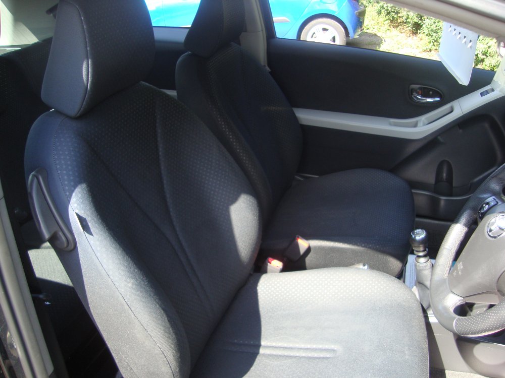 Toyota YARIS TR 1.3 3 DOOR