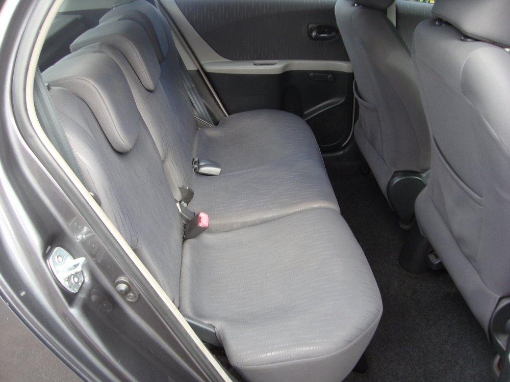 Toyota YARIS TR 1.3  5 DOOR