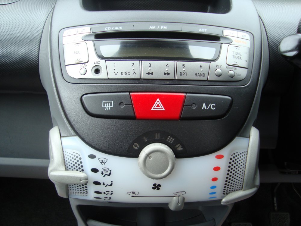 Toyota AYGO  PLUS 1.0 5 DOOR