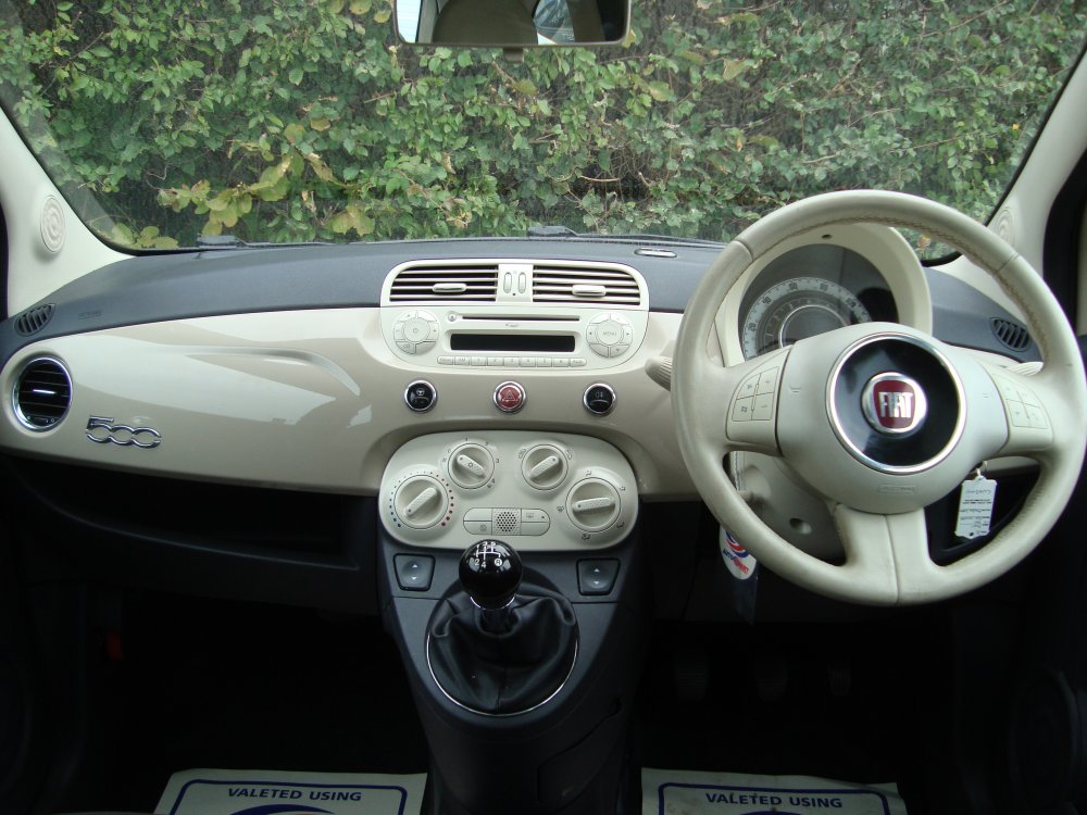 Fiat 500 LOUNGE 1.2  3 DOOR