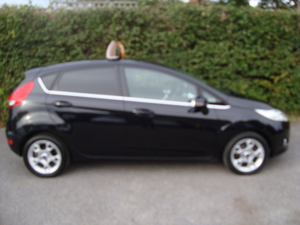 Ford FIESTA ZETEC 1.25 5 DOOR