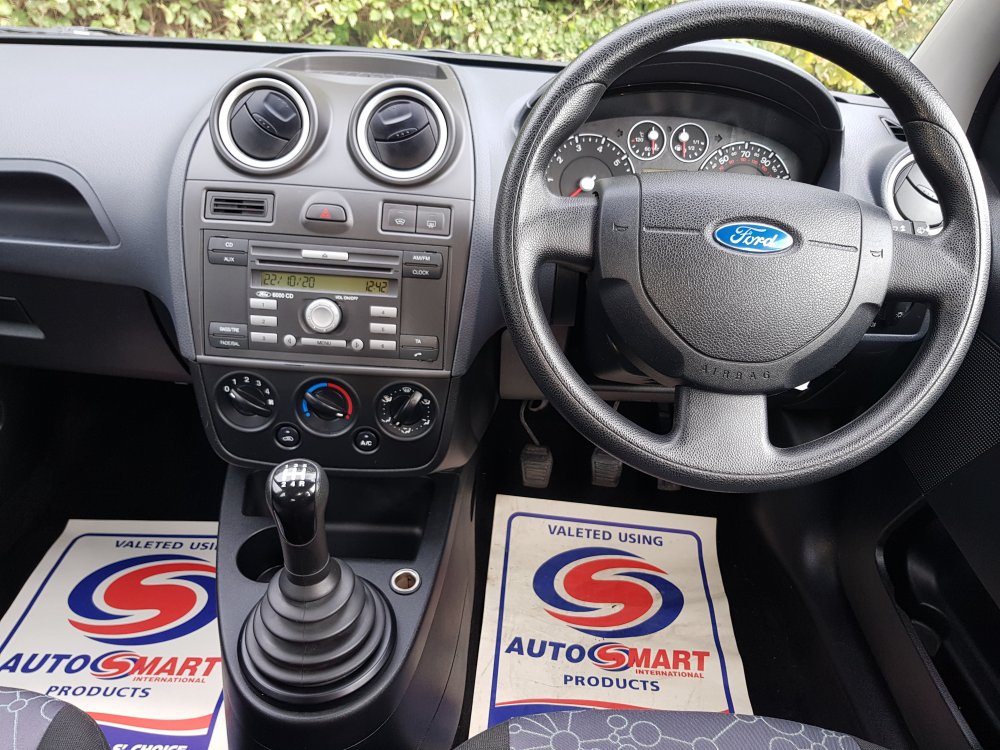 Ford FIESTA STYLE 1.25  5 DOOR