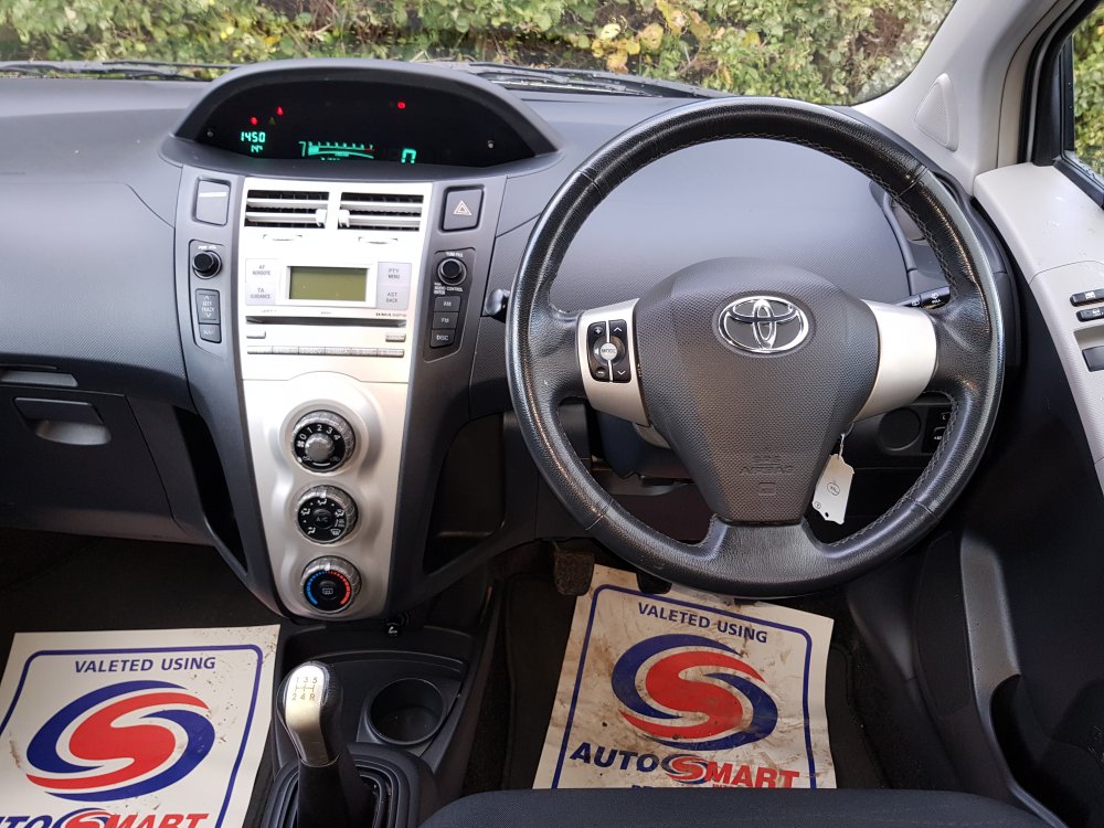 Toyota YARIS T3 1.3 5 DOOR