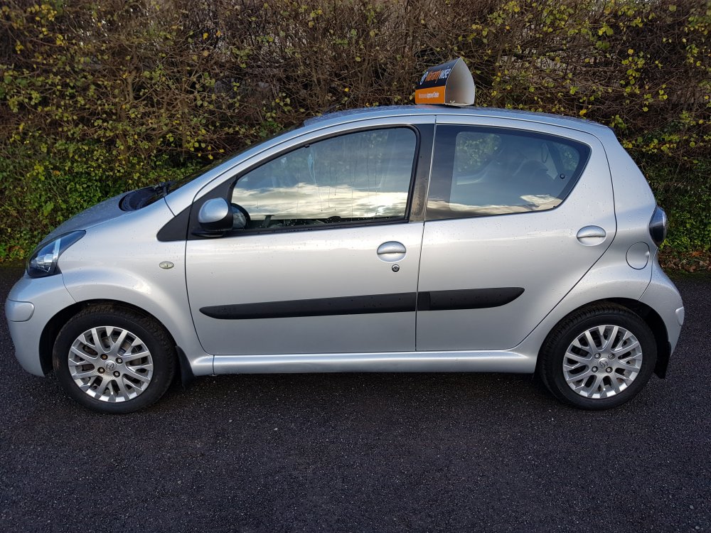 Toyota AYGO PLATINUM 1.0 5 DOOR