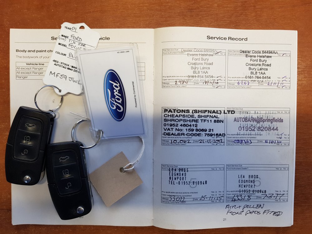 Ford FOCUS ZETEC (100) 1.6  5 DOOR