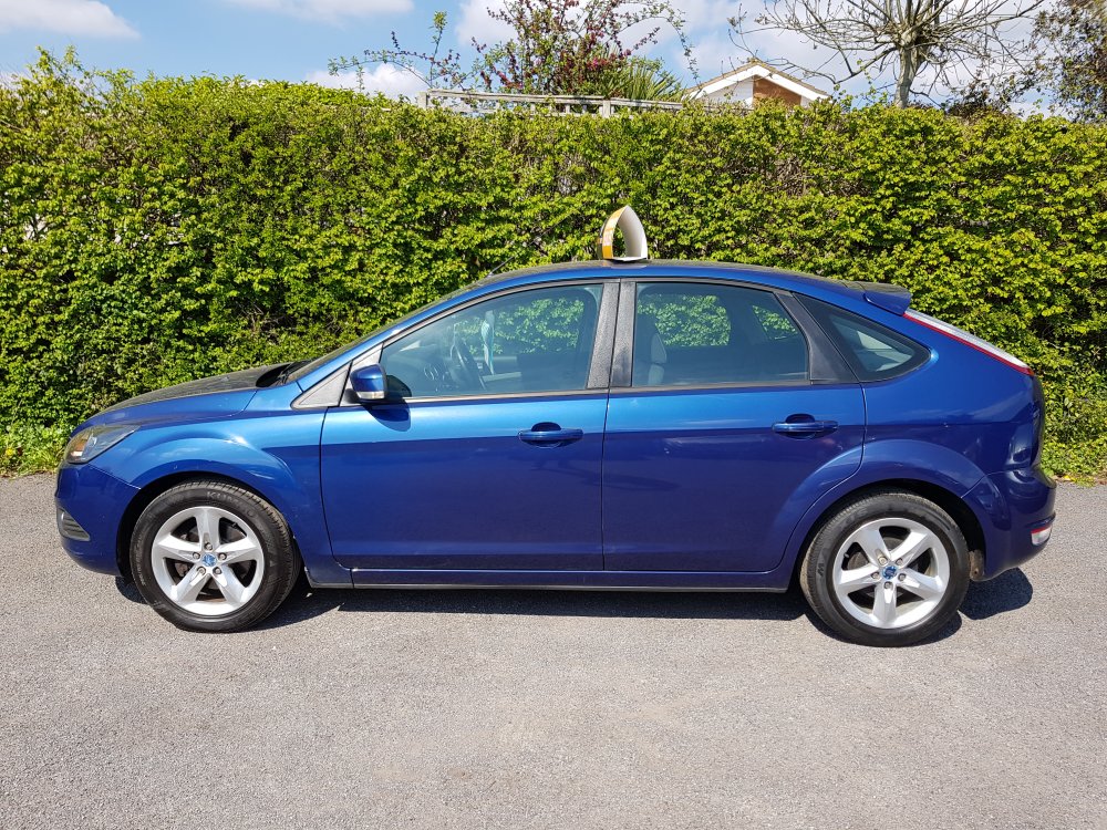 Ford FOCUS ZETEC (100) 1.6  5 DOOR