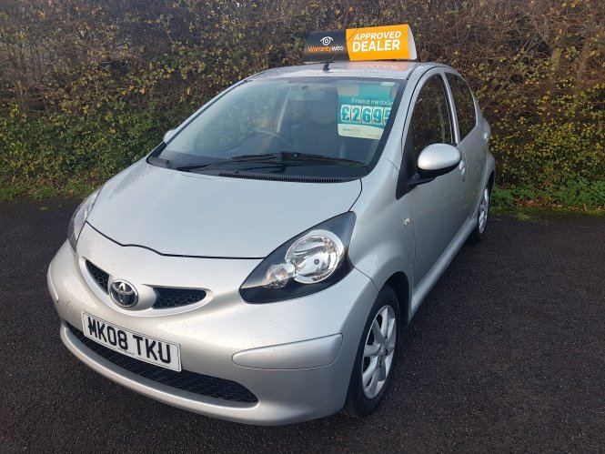 Toyota AYGO PLATINUM 1.0 5 DOOR