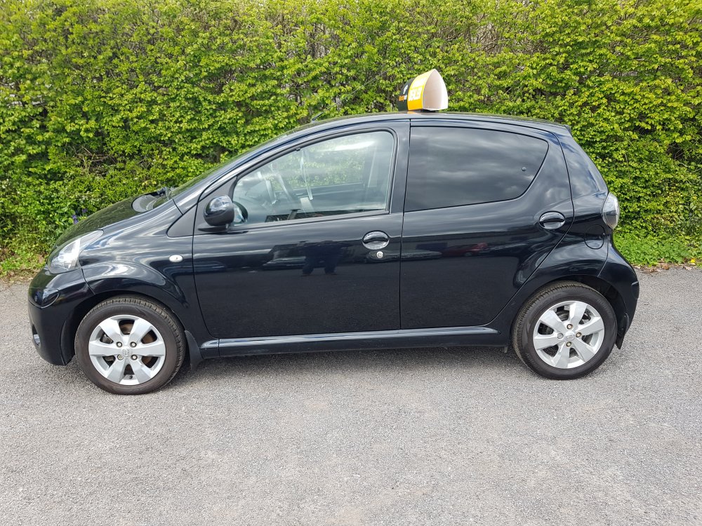 Toyota AYGO MOVE WITH STYLE 1.0  5 DOOR