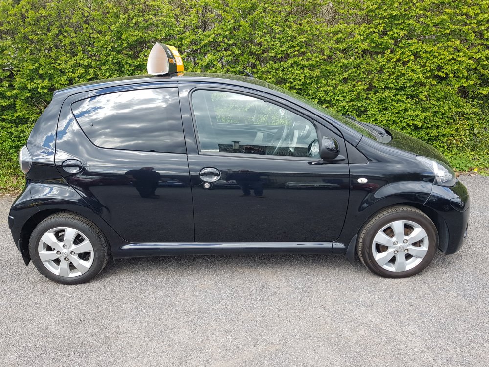 Toyota AYGO MOVE WITH STYLE 1.0  5 DOOR