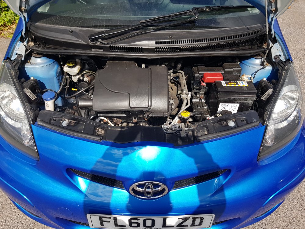 Toyota AYGO BLUE 1.0  5 DOOR