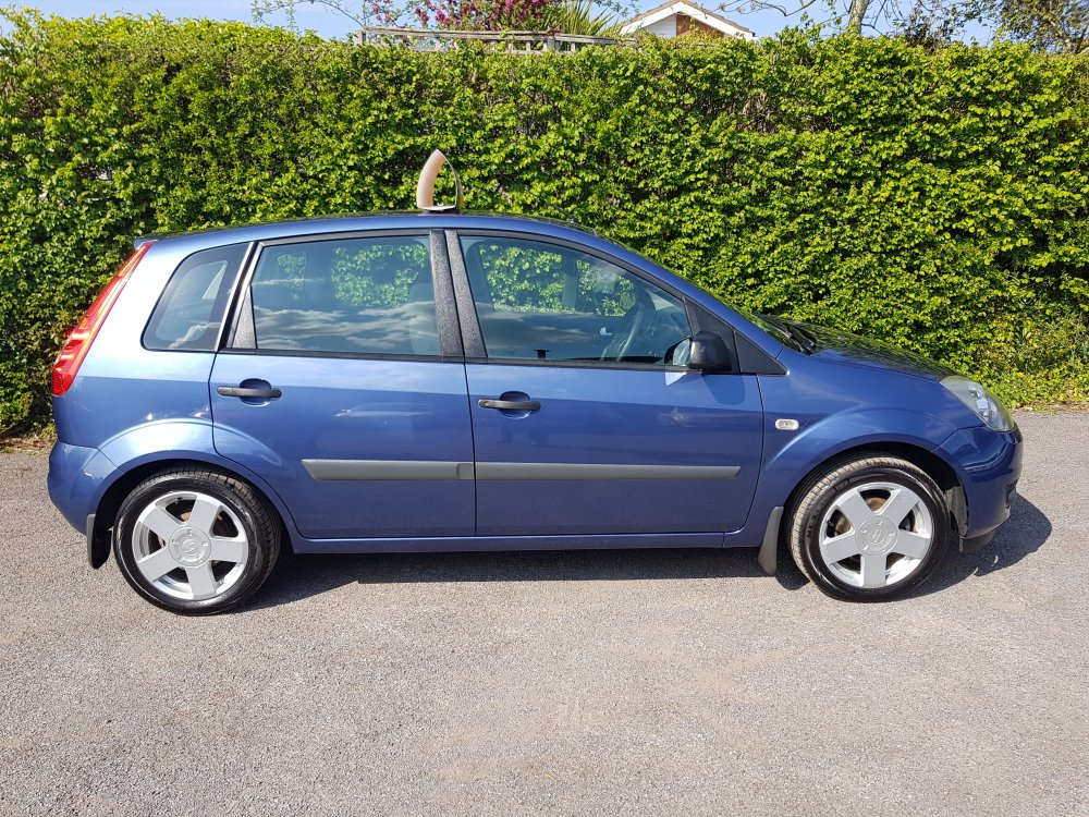 Ford FIESTA ZETEC CLIMATE 1.25  5 DOOR