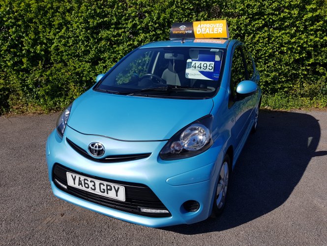 Toyota AYGO MOVE WITH STYLE 1.0  5 DOOR