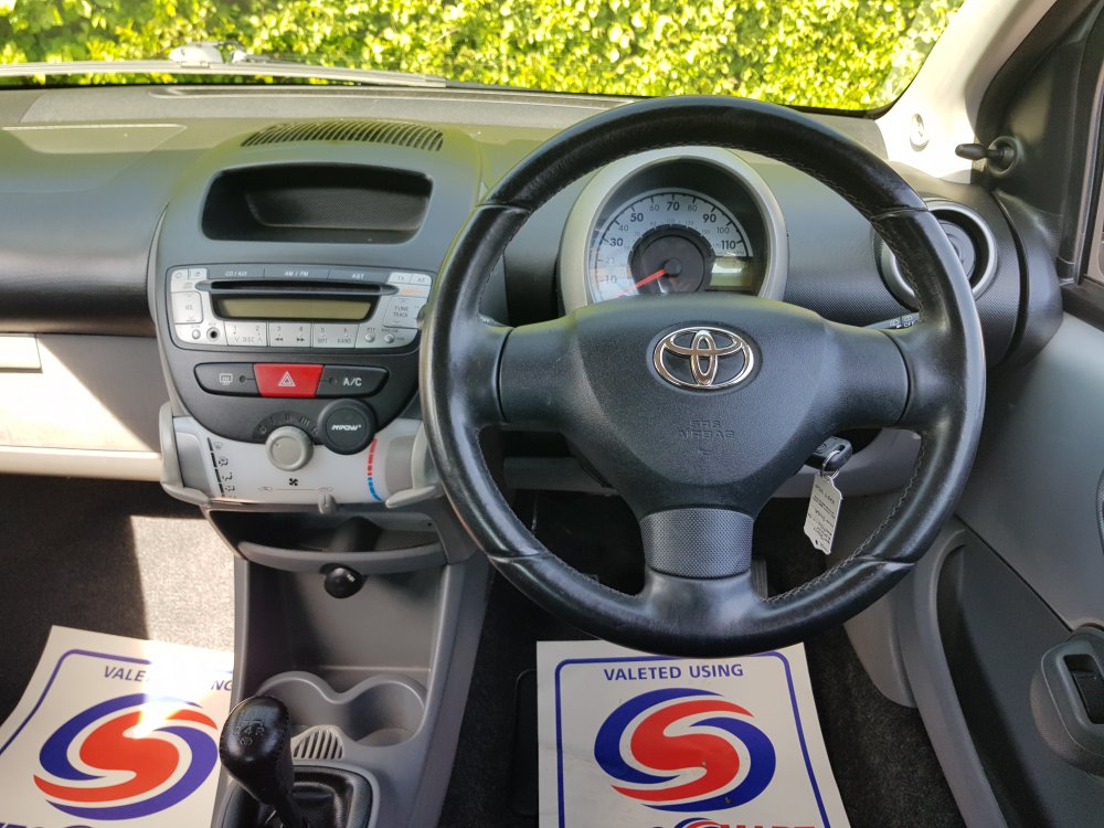 Toyota AYGO PLATINUM 1.0 5 DOOR