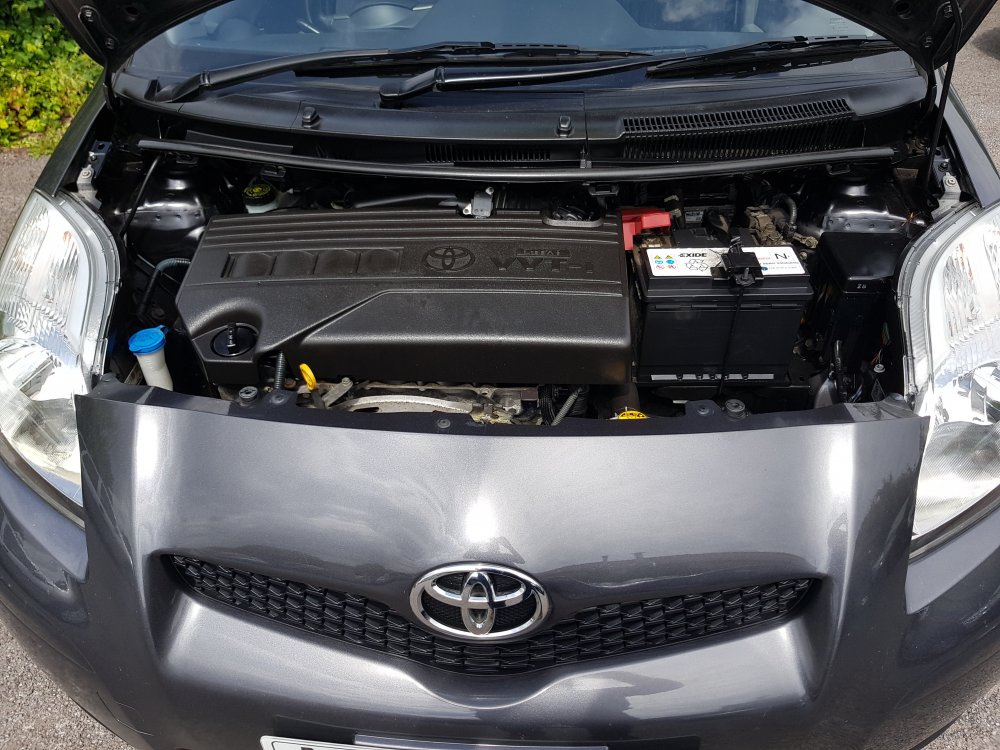 Toyota YARIS TR 1.3 5 DOOR