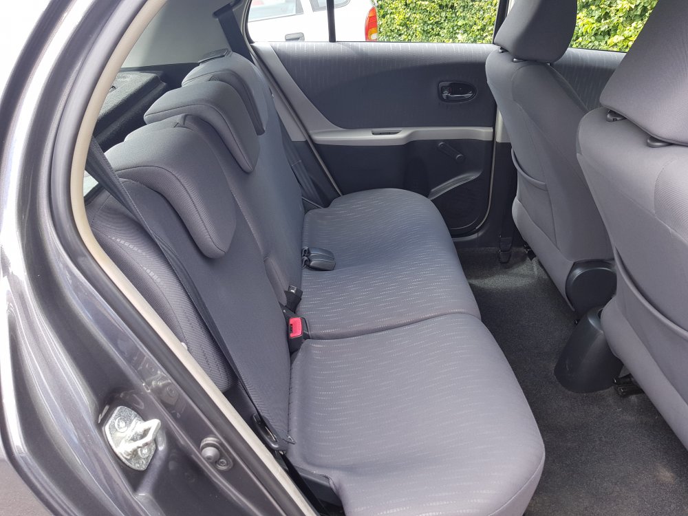 Toyota YARIS TR 1.3 5 DOOR