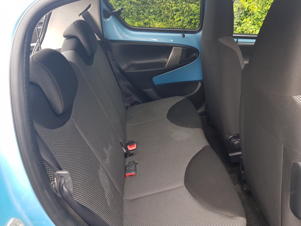 Toyota AYGO MOVE WITH STYLE 1.0  5 DOOR