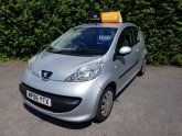 Peugeot 107 URBAN 1.0 5 DOOR