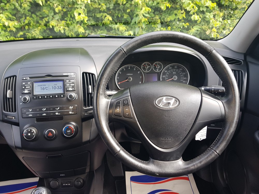 Hyundai I30  COMFORT 1.4  5 DOOR