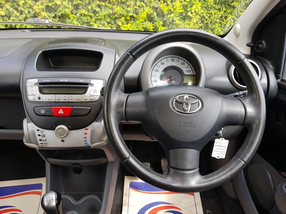 Toyota AYGO BLACK 1.0  3 DOOR