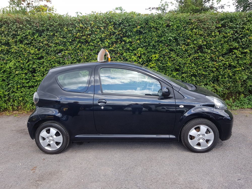 Toyota AYGO BLACK 1.0  3 DOOR