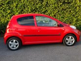 Peugeot 107 ENVY 1.0  5 DOOR