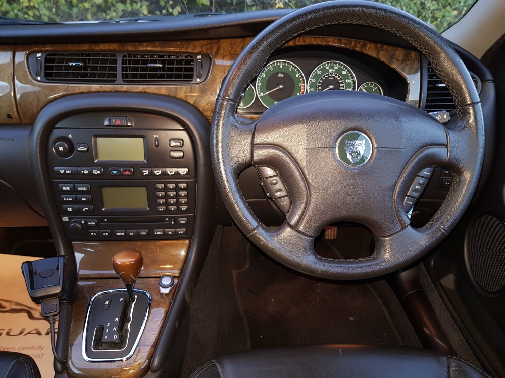 Jaguar X-TYPE V6 SE AUTO 4 DOOR SALOON