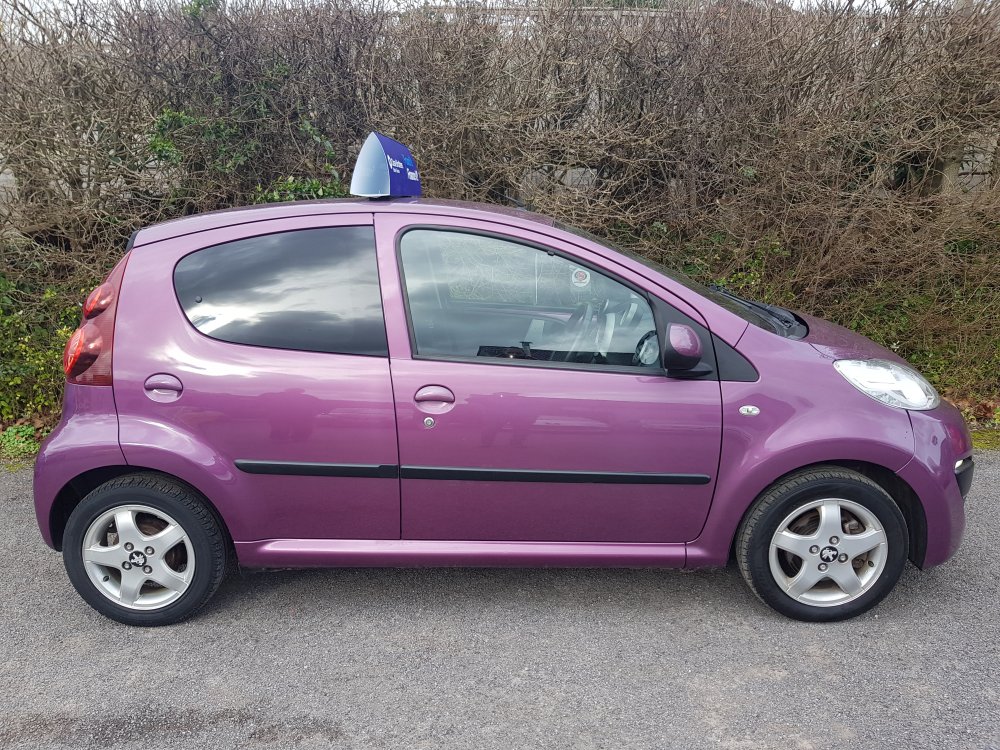 Peugeot 107 ALLURE 1.0  5 DOOR