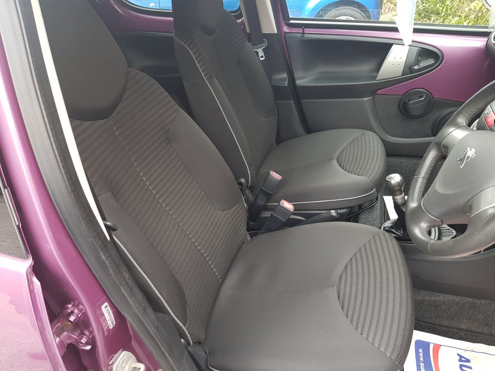 Peugeot 107 ALLURE 1.0  5 DOOR