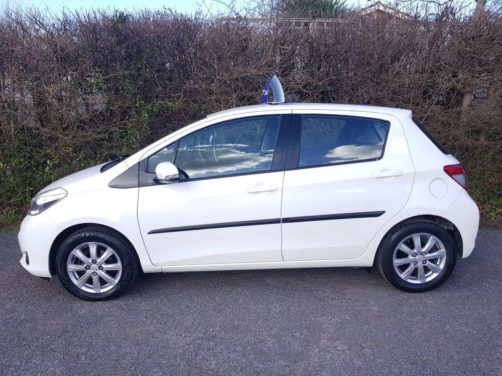 Toyota YARIS TR 1.3 5 DOOR