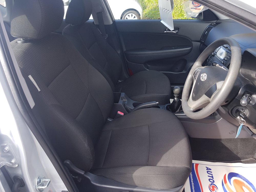 Hyundai I30  COMFORT 1.4  5 DOOR