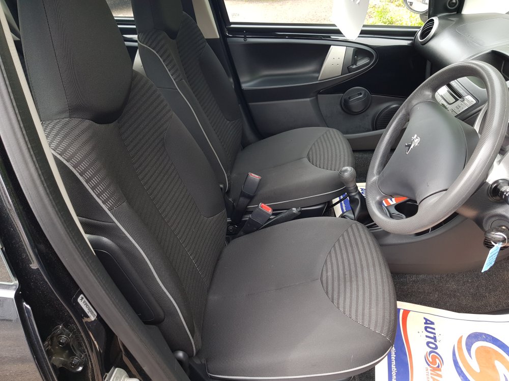 Peugeot 107 ACTIVE 1.0 5 DOOR