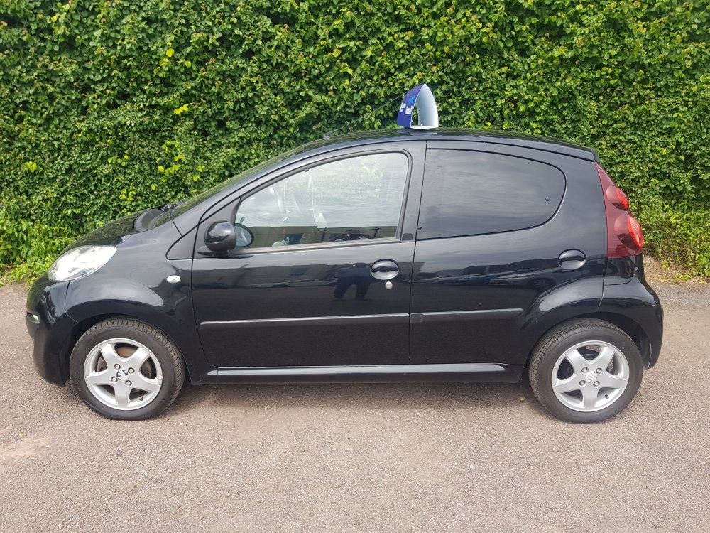 Peugeot 107 ALLURE 1.0  5 DOOR