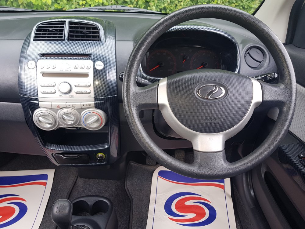 Perodua MYVI SXI  1.3  5 DOOR