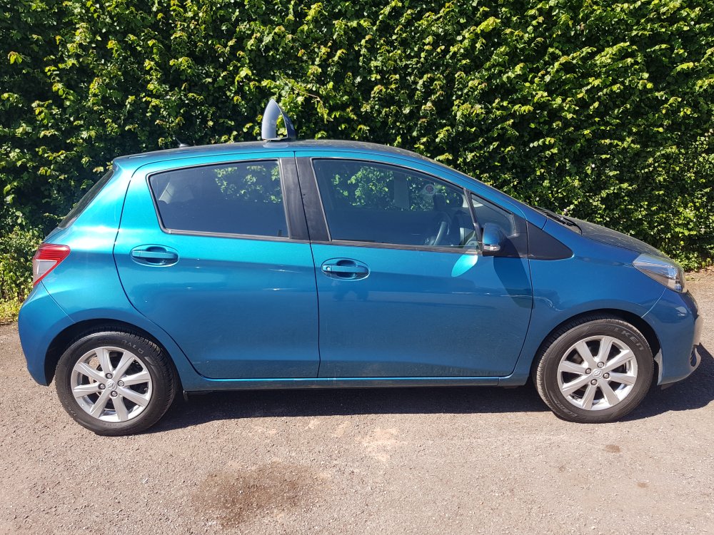 Toyota YARIS TR 1.3 5 DOOR