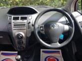 Toyota YARIS TR 1.3 5 DOOR