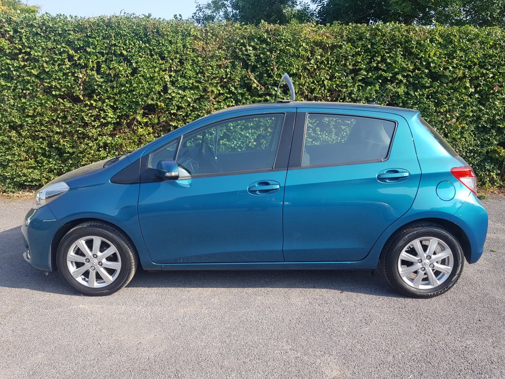 Toyota YARIS TR 1.3 5 DOOR